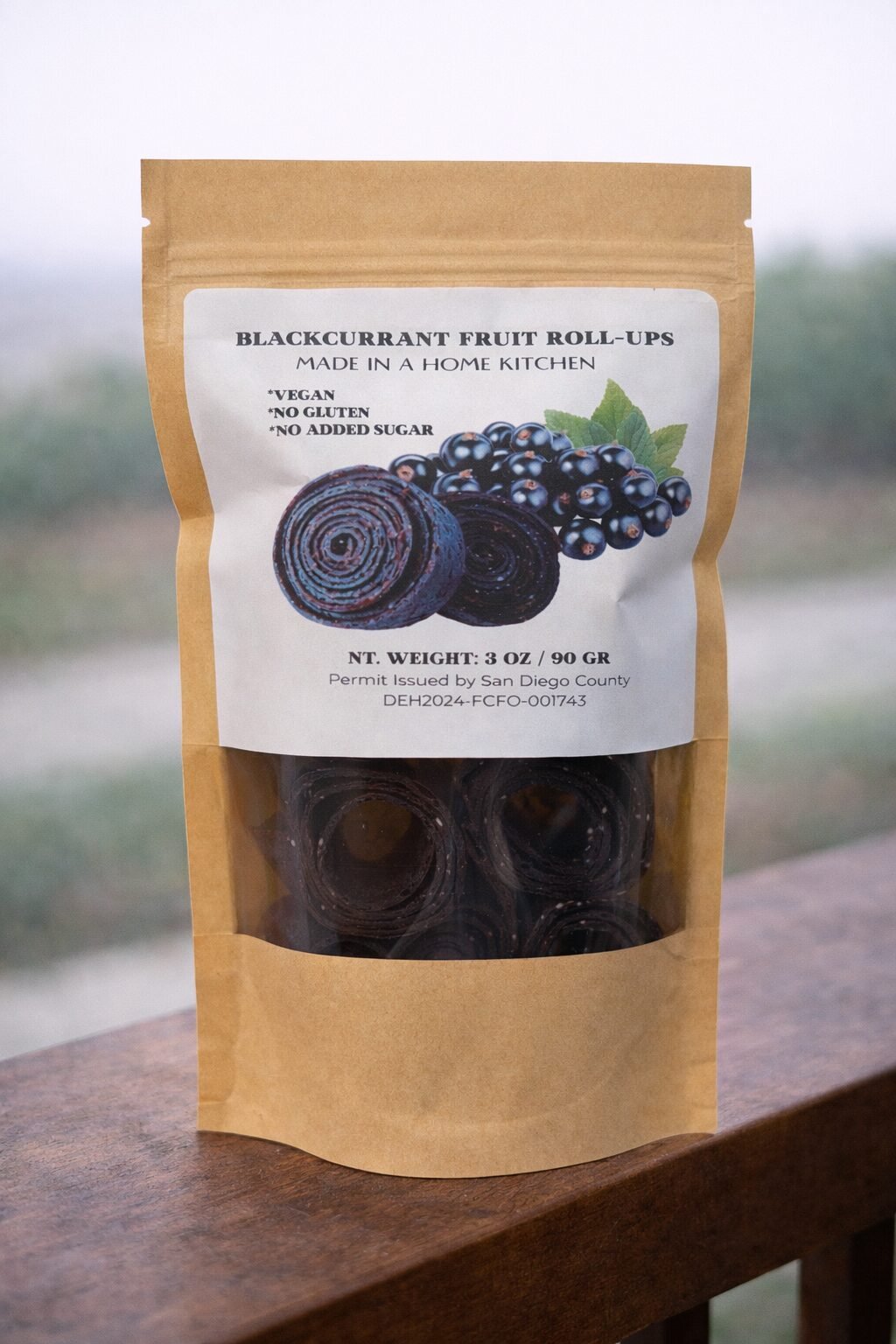 Blackcurrant fruit roll-up