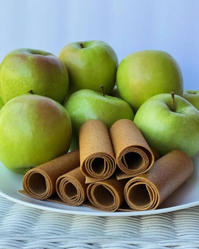Apple fruit roll-up - Image 2